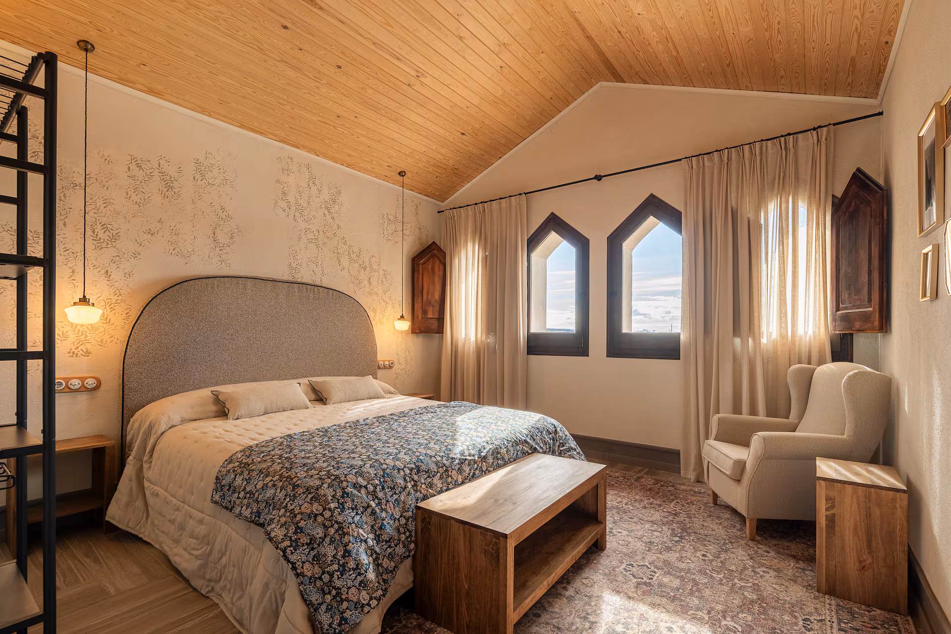 Warm shared interior space at the Girona retreat venue